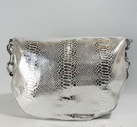 makyaj_cantasi_modelleri_2012_gucci (6)-10e.jpg